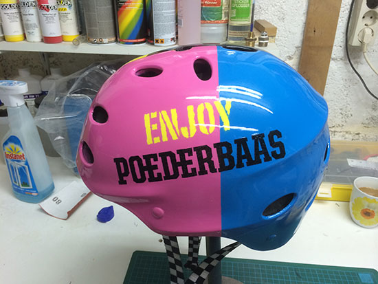 Airbrush Helm Poederbaas Simon 2